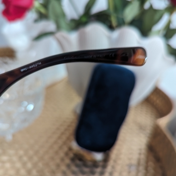 Gucci oversized sunglasses 2️⃣5️⃣0️⃣ - Picture 10 of 16